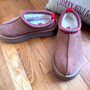 UGG Tazz Slippers